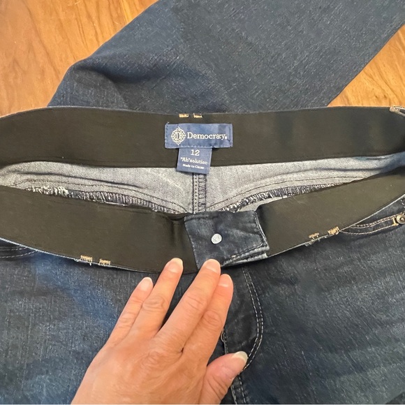 NWOT Democracy ‘Ab’solution high waist shaping jeans, size 12 - Picture 3 of 5
